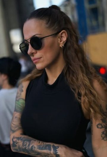 INKORA - Gloria Manzillo